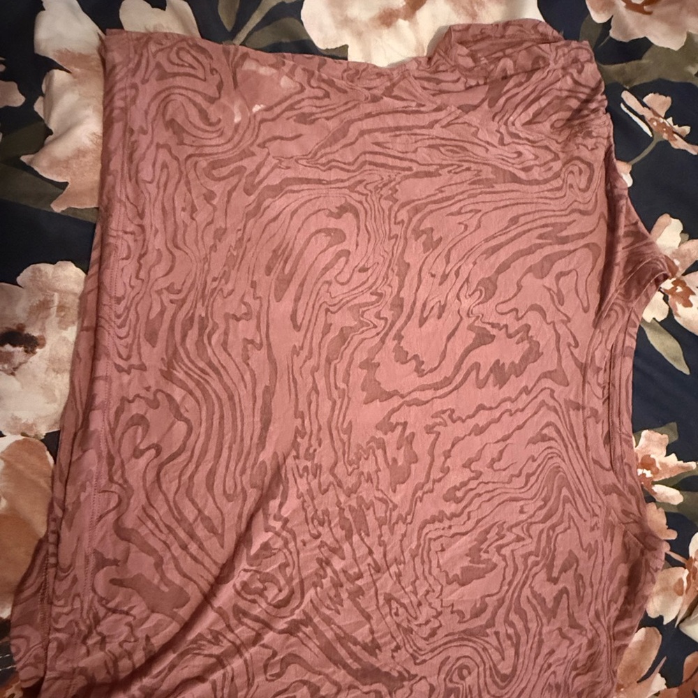 Lulu Lemon Textured Pink Top